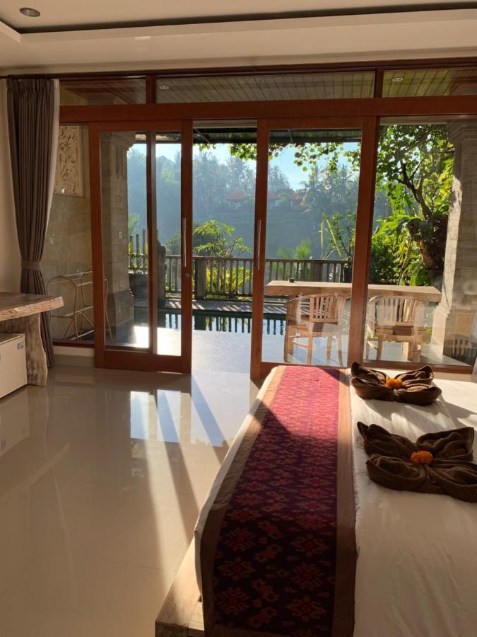 Ubud Paras Villa Esterno foto