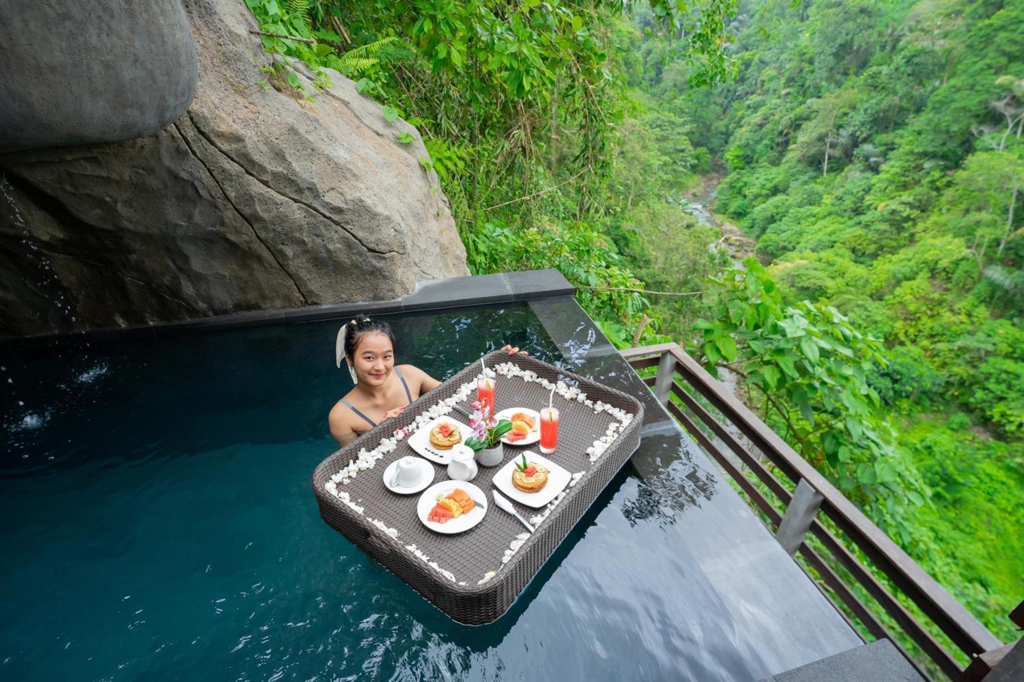 Ubud Paras Villa Esterno foto