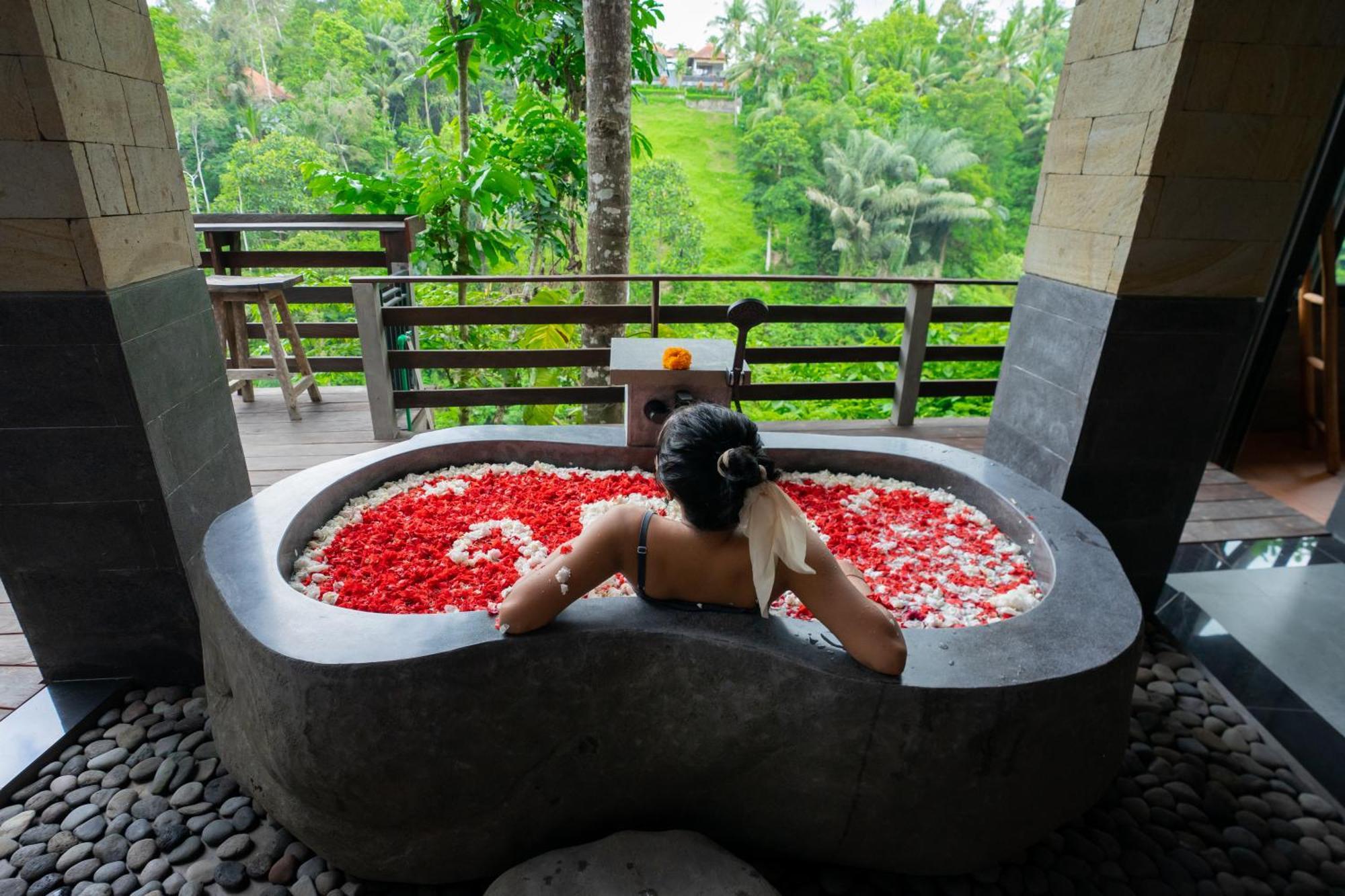 Ubud Paras Villa Esterno foto