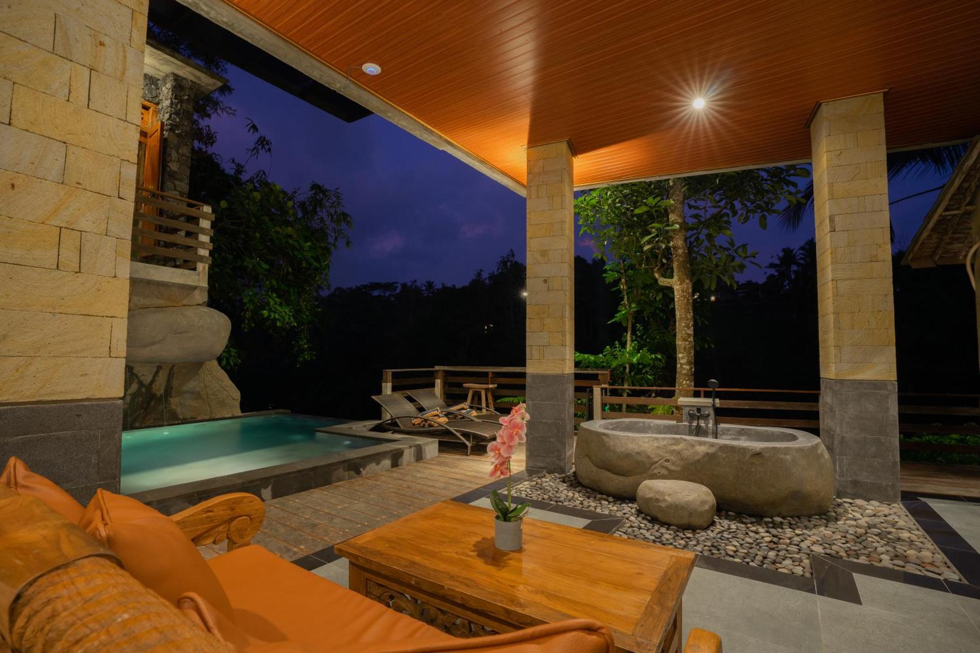 Ubud Paras Villa Esterno foto