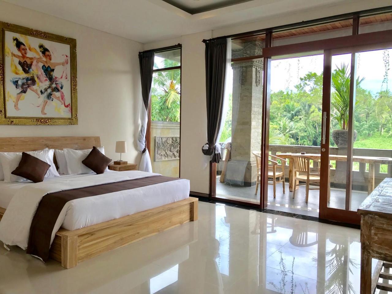 Ubud Paras Villa Esterno foto