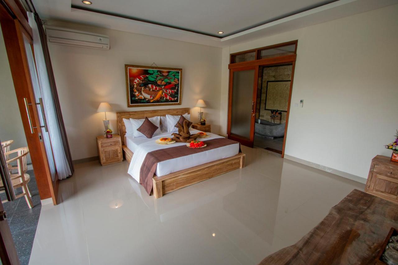 Ubud Paras Villa Esterno foto