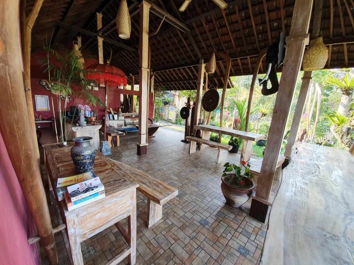 Ubud Paras Villa Esterno foto